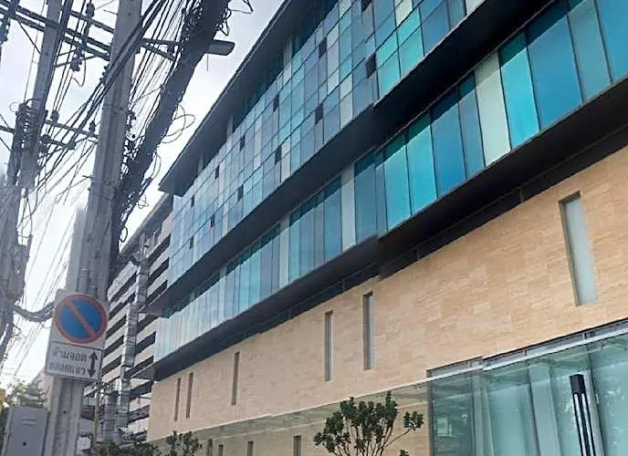 Hotell Silver ,very Close Hospital 3*